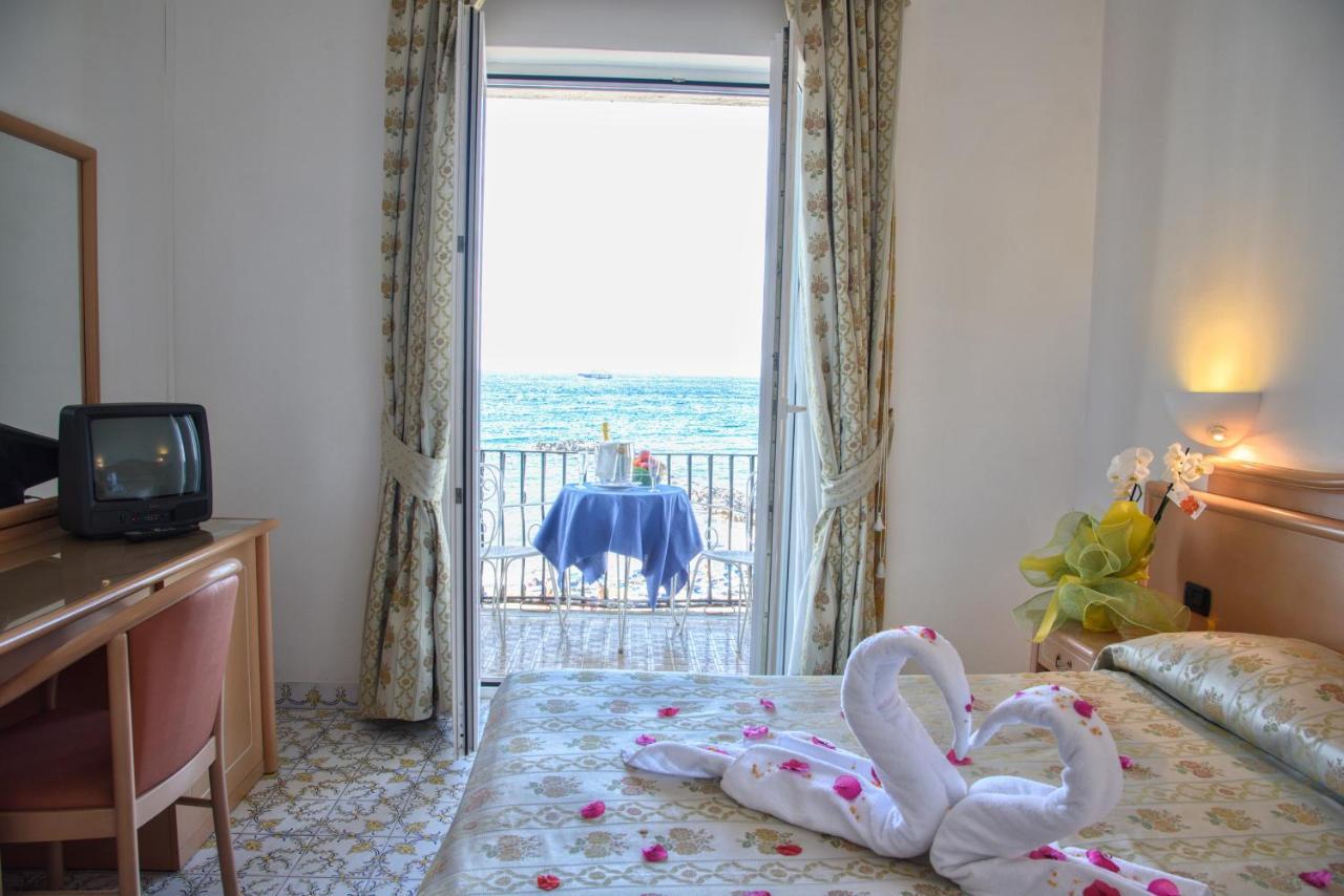 Hotel Imperial Ischia Kültér fotó